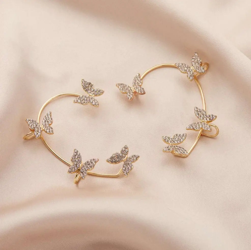 Butterfly ear cuff, a stylish and elegant accessory for your ear.