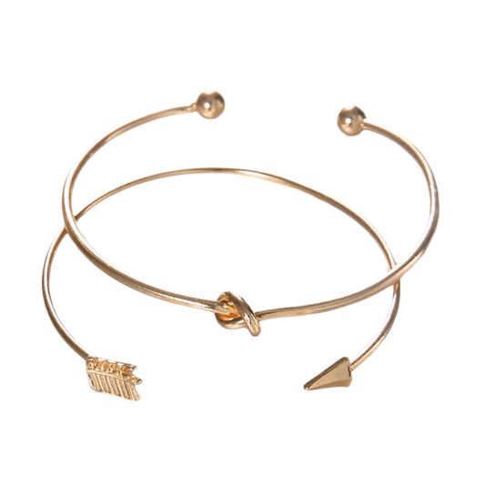 Set of arrow and knotted bracelets, featuring a stylish and versatile design.